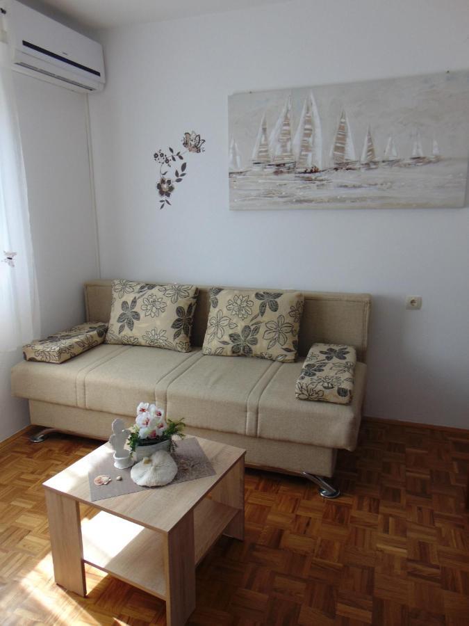 Apartments Marija Malinska Exteriér fotografie