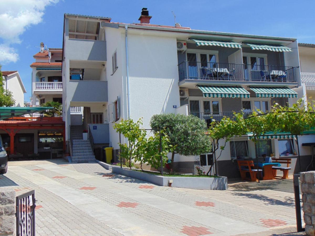 Apartments Marija Malinska Exteriér fotografie