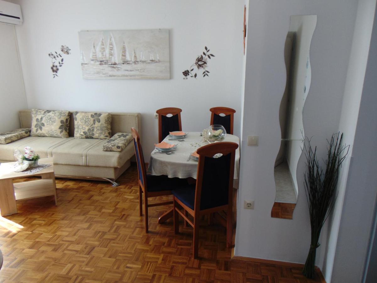 Apartments Marija Malinska Exteriér fotografie